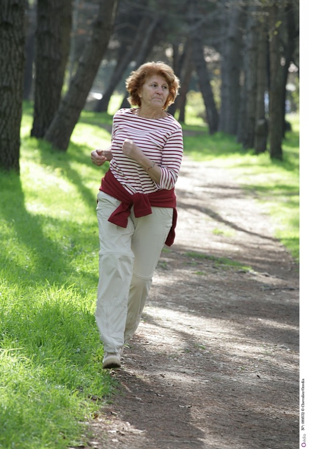 Wysiłek fizyczny sprzyjający kościom, to taki, który powoduje nacisk na kości. Najlepsze jest chodzenie lub bieganie.       