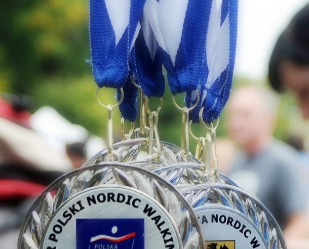 Medale i dobra zabawa czekają! Ruszyły zapisy do Pucharu Polski Nordic Walking 2013.     