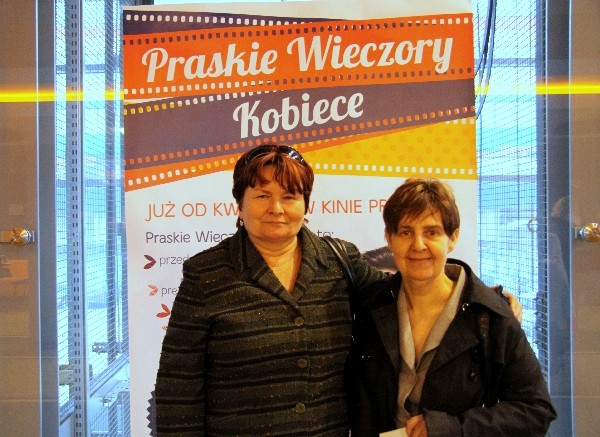Bożena (po lewej), użytkowniczka portalu superstarsi.pl z koleżanką 